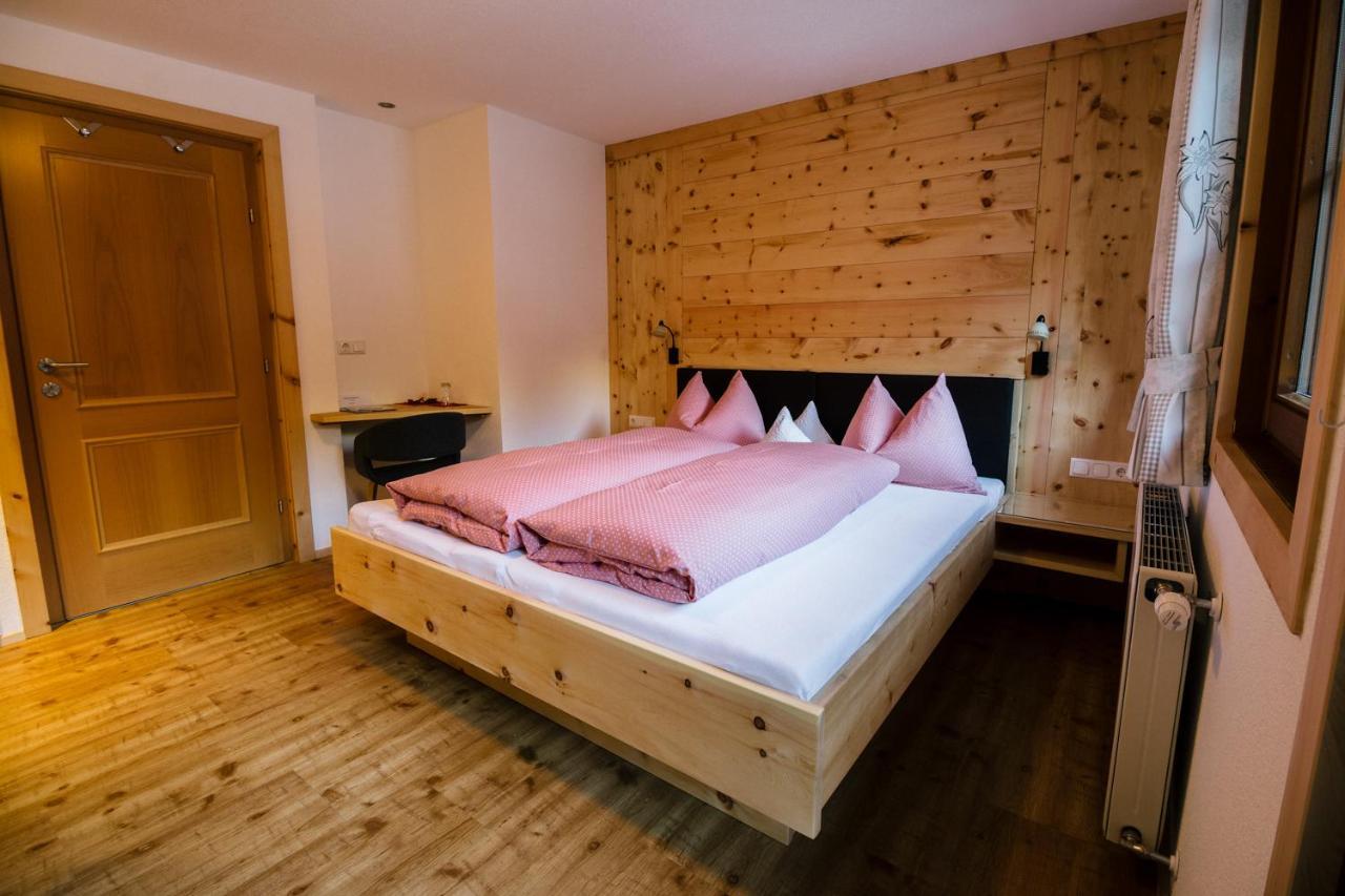 Gaestehaus Berger Sankt Jakob in Defereggen Exteriör bild